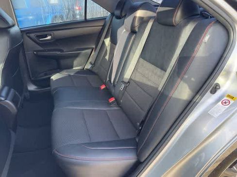 Used 2017 Toyota Camry SE FWD image 17