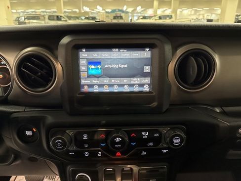 Used 2021 Jeep Wrangler Sport S image 15