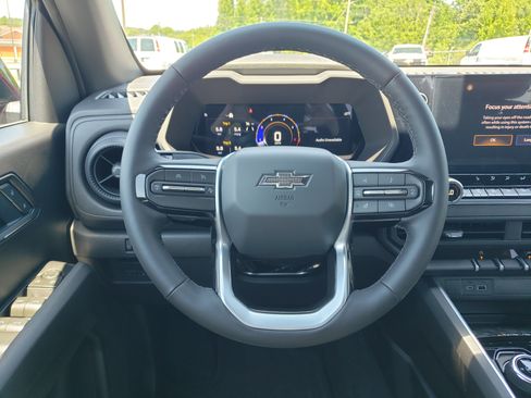 New 2026 Chevrolet Colorado Trail Boss AWD/4WD image 13