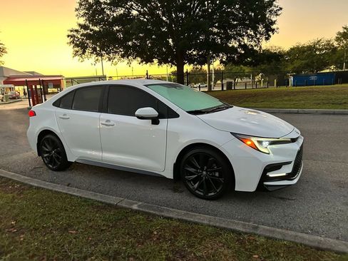 Used 2024 Toyota Corolla SE image 7