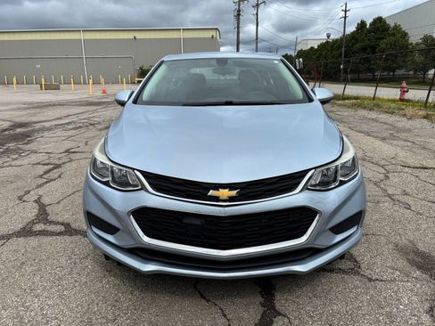Used 2018 Chevrolet Cruze LS FWD image 7