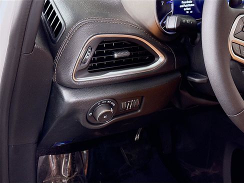 New 2026 Chrysler Pacifica Pinnacle w/ Trailer Tow Group image 5