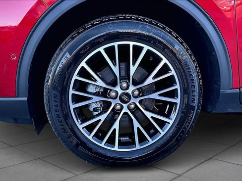 Certified 2023 Ford Escape SE w/ PHEV Premium Package image 10