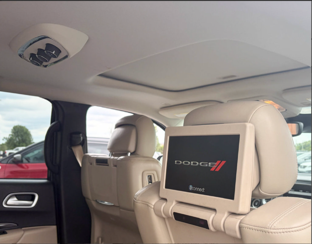 Used 2018 Dodge Durango Citadel w/ Technology Group AWD/4WD image 22