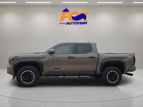 New 2026 Toyota Tacoma TRD Off-Road image 2
