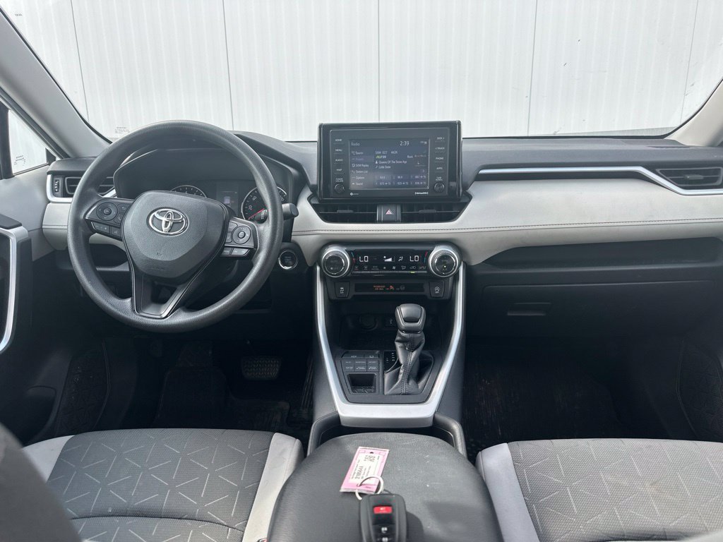 Used 2021 Toyota RAV4 XLE w/ Carpet Mat Package (TMS) AWD/4WD image 37
