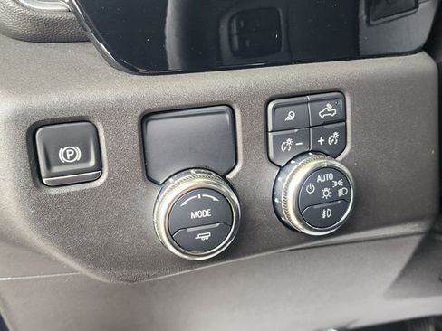Used 2025 GMC Sierra 1500 SLT RWD image 25