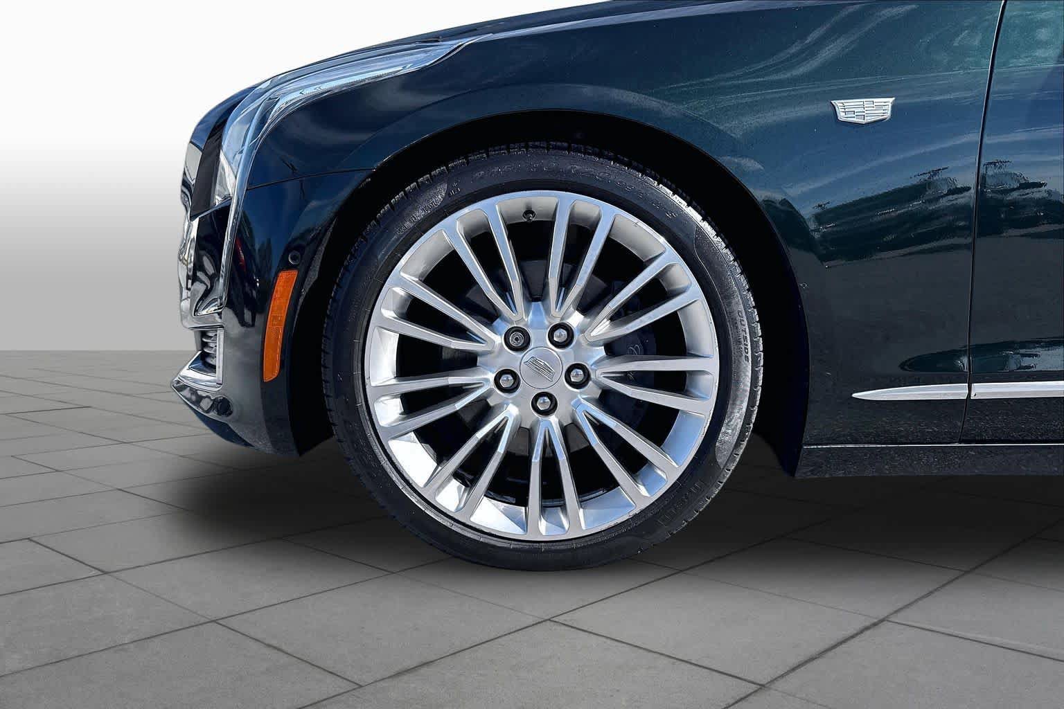 Used 2016 Cadillac CT6 Premium Luxury w/ Active Chassis Package AWD/4WD image 10