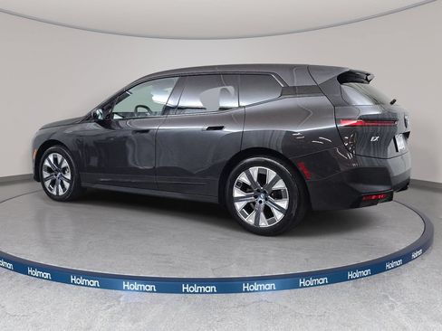 Used 2024 BMW iX xDrive50 AWD/4WD image 8