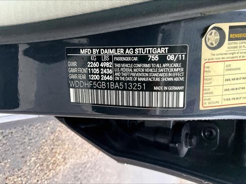 Used 2011 Mercedes-Benz E 350 Sedan image 34