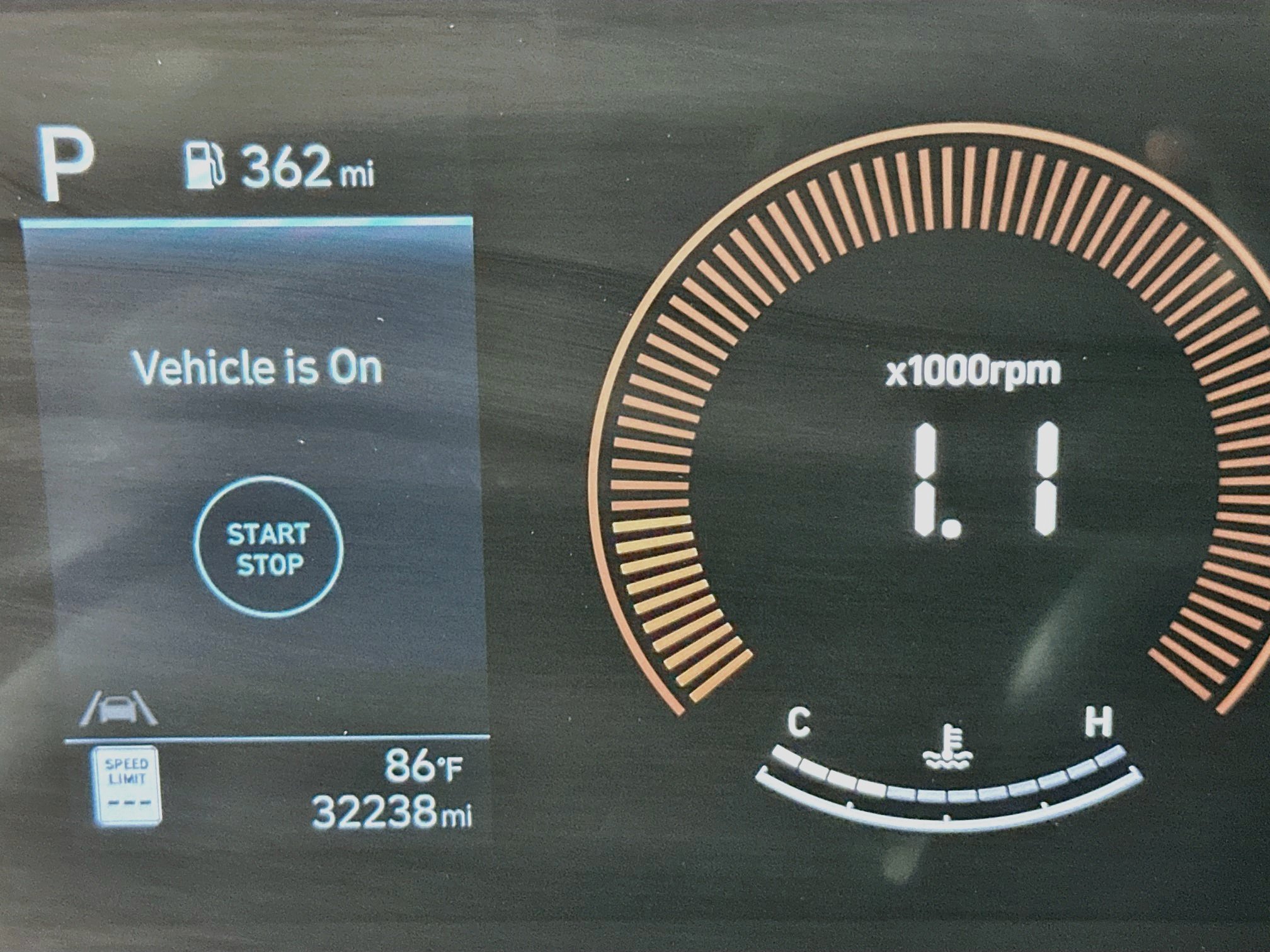 Used 2025 Hyundai Kona SEL FWD image 19