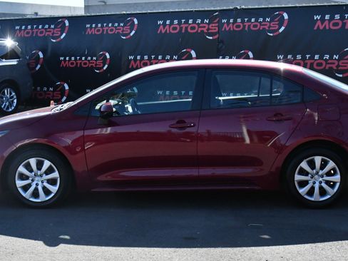 Used 2024 Toyota Corolla LE image 4