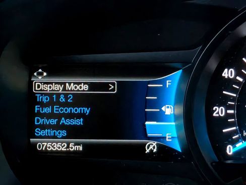 Used 2022 Ford Edge Titanium AWD/4WD image 38