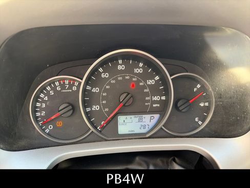 Used 2016 Toyota RAV4 LE FWD image 19