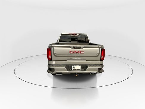 Used 2024 GMC Sierra 1500 Denali w/ Technology Package AWD/4WD image 7