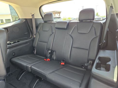 Certified 2024 Kia Telluride S FWD image 34