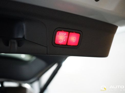 Used 2021 Mercedes-Benz GLE 350 4MATIC image 48