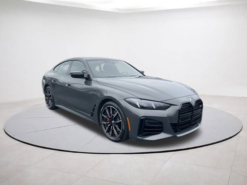 Used 2025 BMW 440i xDrive w/ Parking Assistance Package image 1