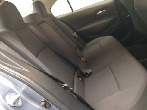Used 2020 Toyota Corolla LE FWD image 19