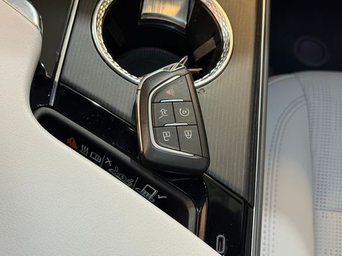 Certified 2024 Cadillac Lyriq Luxury RWD image 36