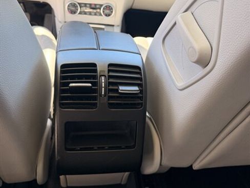 Used 2014 Mercedes-Benz GLK 350 2WD image 33