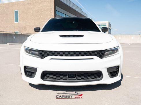 Used 2020 Dodge Charger Scat Pack RWD image 2