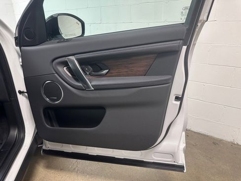 New 2025 Land Rover Discovery Sport S image 23