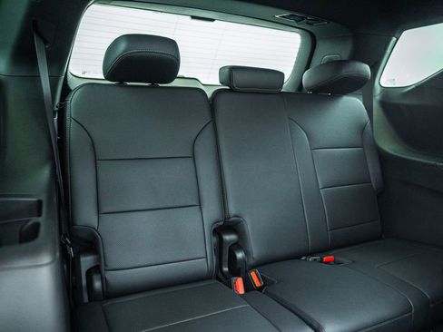 New 2026 Chevrolet Traverse High Country image 39