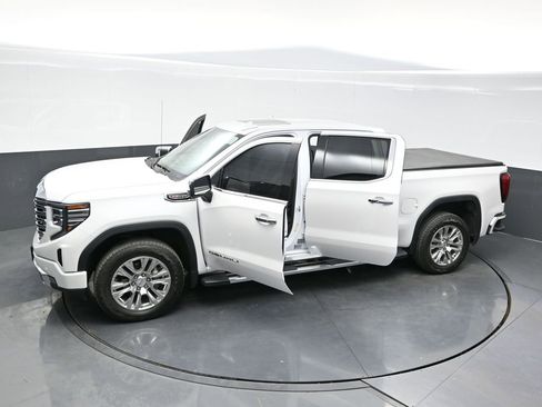 Used 2022 GMC Sierra 1500 Denali image 34