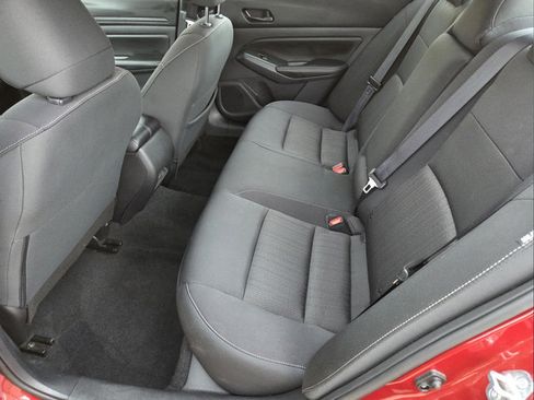 Used 2025 Nissan Altima 2.5 SV FWD image 17