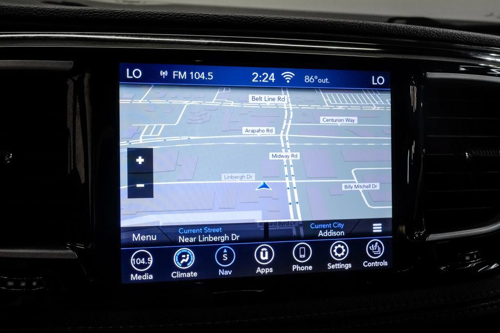 Used 2020 Chrysler Pacifica Limited FWD image 31