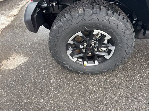 New 2026 Jeep Wrangler Unlimited Rubicon image 10