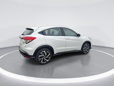 Used 2019 Honda HR-V Sport image 9