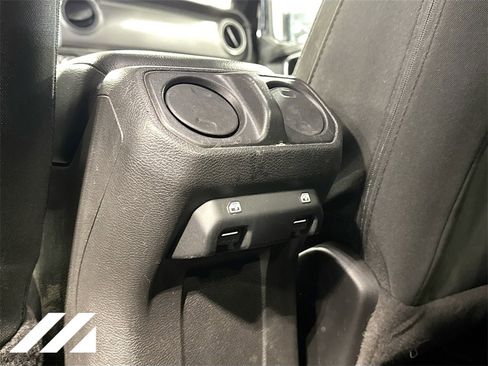 Used 2023 Jeep Gladiator Sport image 25
