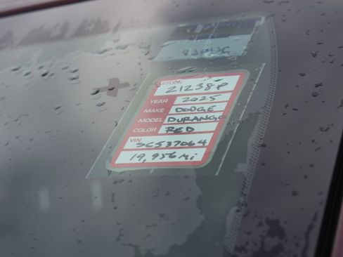 Used 2025 Dodge Durango GT AWD/4WD image 39