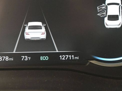 Used 2026 Genesis G70 2.5T RWD image 29