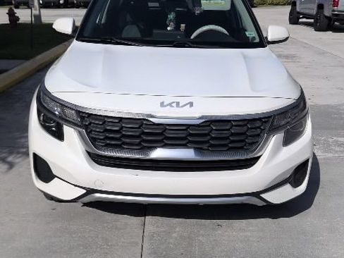 Certified 2023 Kia Seltos LX AWD/4WD image 1