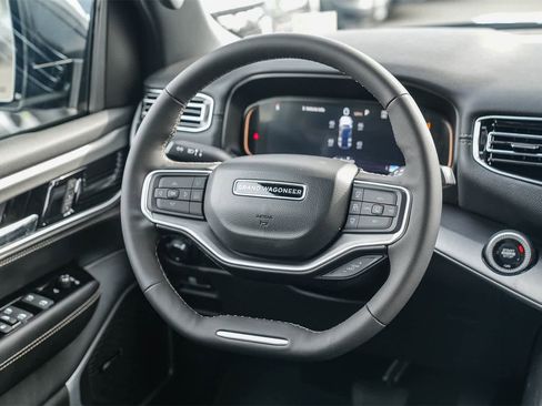 New 2026 Jeep Grand Wagoneer Limited w/ Convenience Group I image 16