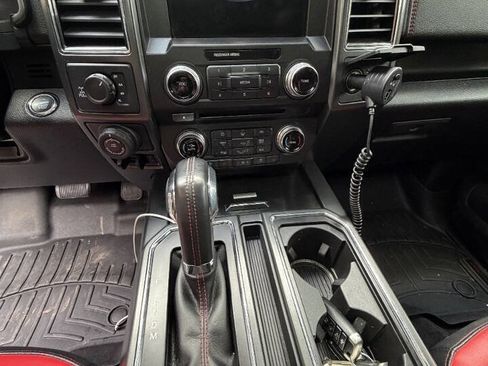 Used 2018 Ford F150 Lariat w/ Equipment Group 502A Luxury AWD/4WD image 13