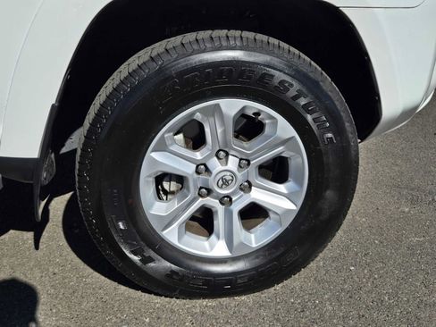 Certified 2024 Toyota 4Runner SR5 Premium w/ Moonroof Package AWD/4WD image 11
