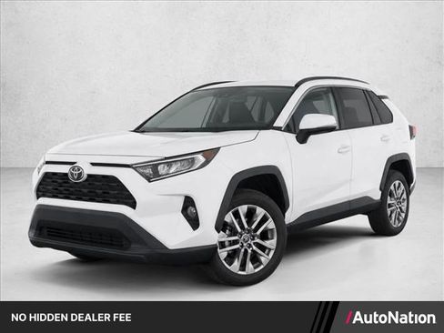 Used 2020 Toyota RAV4 XLE Premium FWD image 1