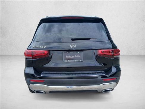 Used 2021 Mercedes-Benz GLB 250 image 6