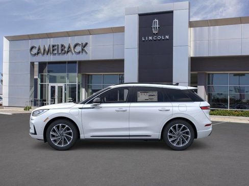 New 2026 Lincoln Corsair Grand Touring AWD/4WD image 32