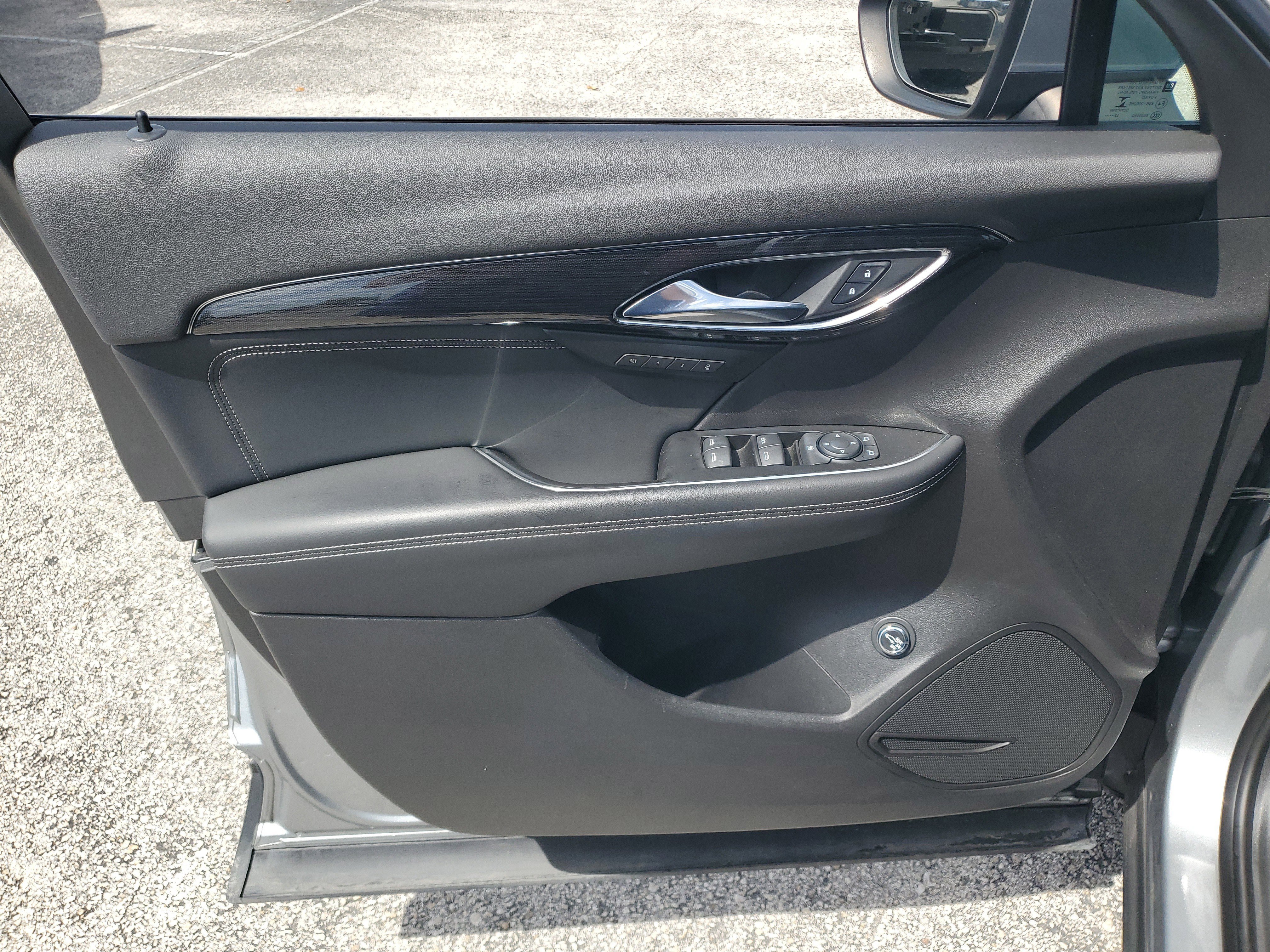 Used 2023 Buick Envision Essence FWD image 11