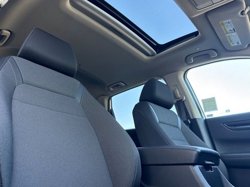 Used 2025 Honda CR-V EX image 24