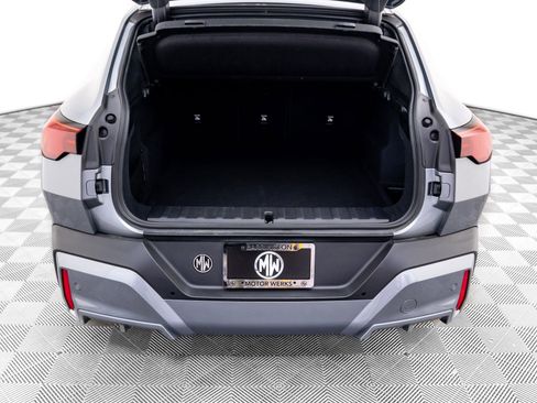 Certified 2025 BMW X2 xDrive28i w/ Premium Package image 32