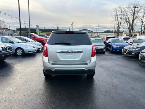 Used 2015 Chevrolet Equinox LS image 5