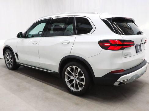 Used 2025 BMW X5 xDrive40i image 4