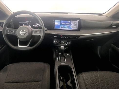 Certified 2025 Nissan Kicks SV w/ SV Premium Package AWD/4WD image 18