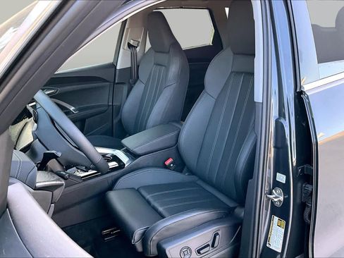 Used 2025 Audi Q5 Premium Plus AWD/4WD image 8